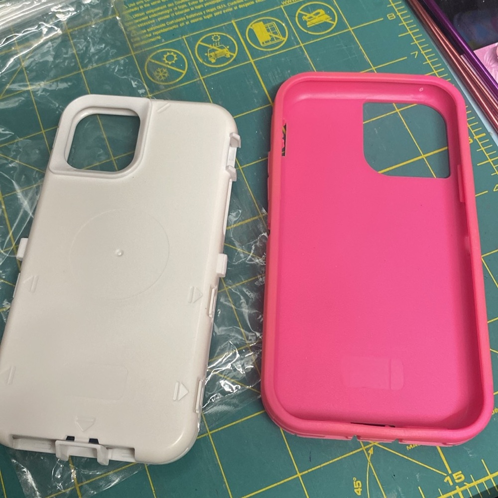 iPhone 11 Pro case - Picture 5 of 8